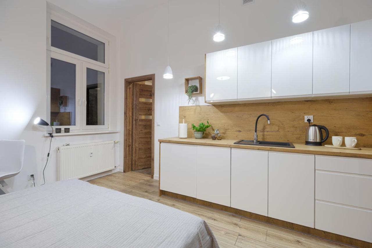 Niron Apartament Dom Z Papieru Tokio Piła Exterior foto